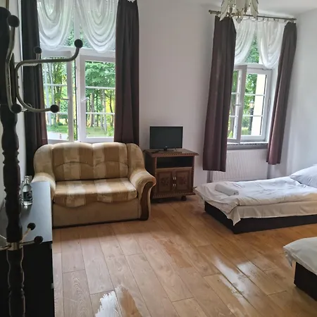 בית הארחה Palac Ogartowo