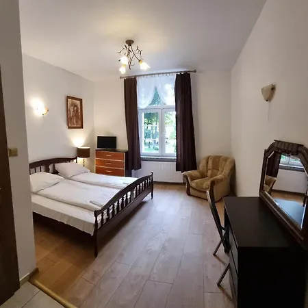 בית הארחה Palac Ogartowo