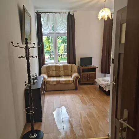 Palac Ogartowo Guest house
