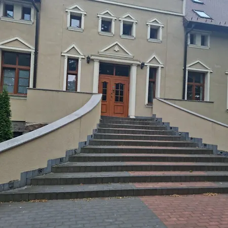 בית הארחה Palac Ogartowo