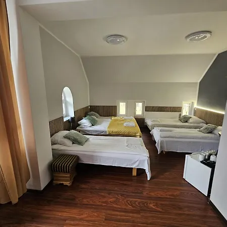 Palac Ogartowo 3* Połczyn-Zdrój